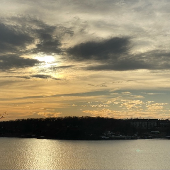 Meet your Posher, April - Picture 6 of 8